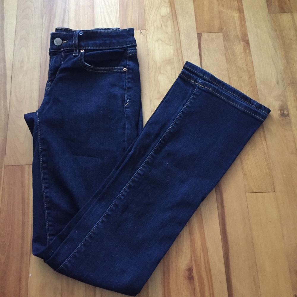 Gap Sexy Boot 24R Dark Wash
